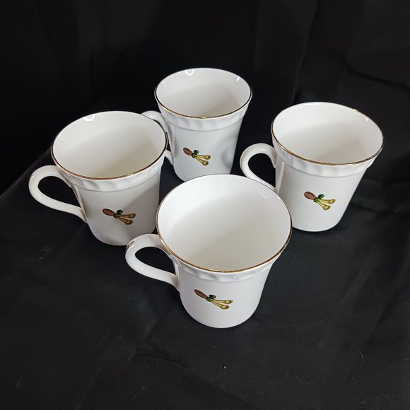 Staffordshire Tea Cups LOT of 4 with Antique Cars Victorian People and Gold Gild - Picture 6 of 15